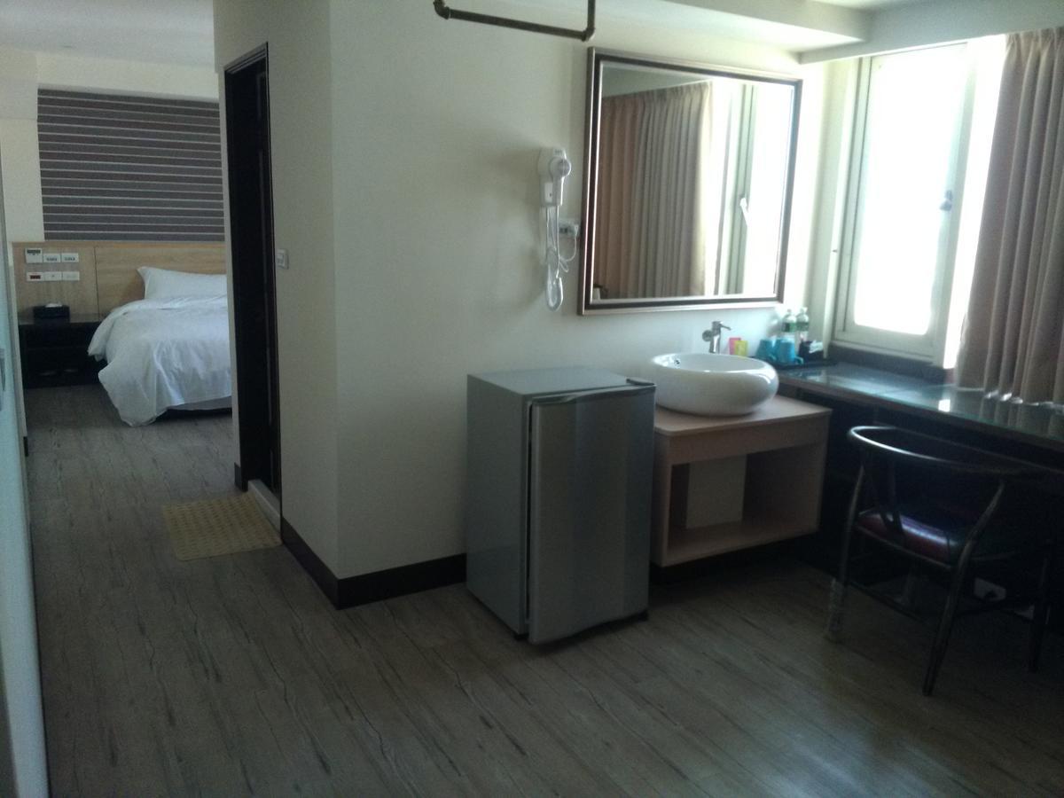 Dengfeng Milan Business Hotel Huwei Extérieur photo